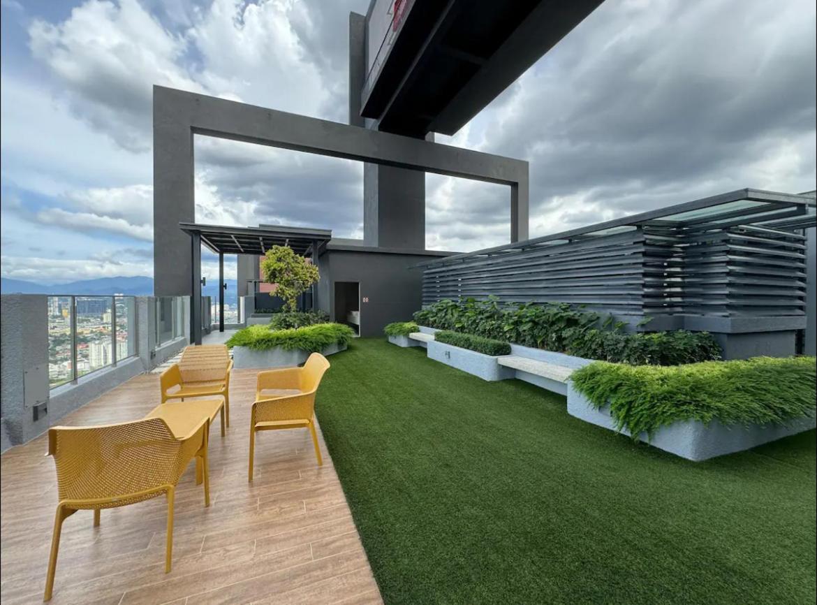Rumah tetamu Sunway Velocity Two